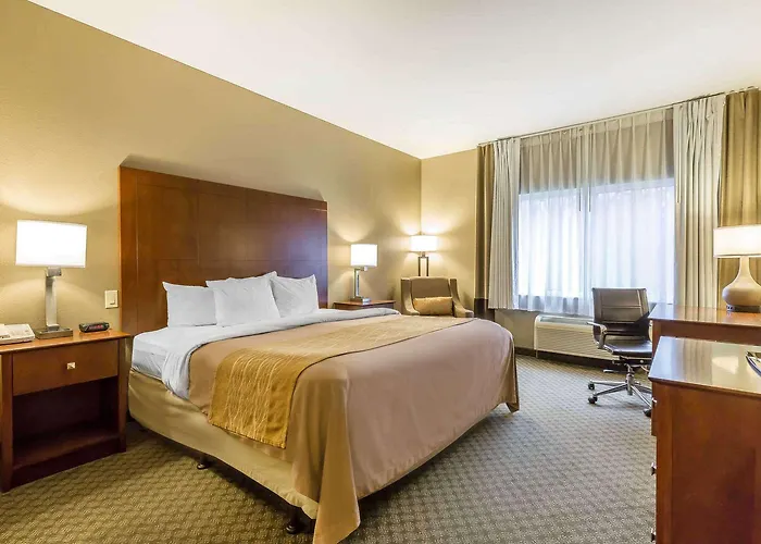 Comfort & Near I-80 Hotel 4*
